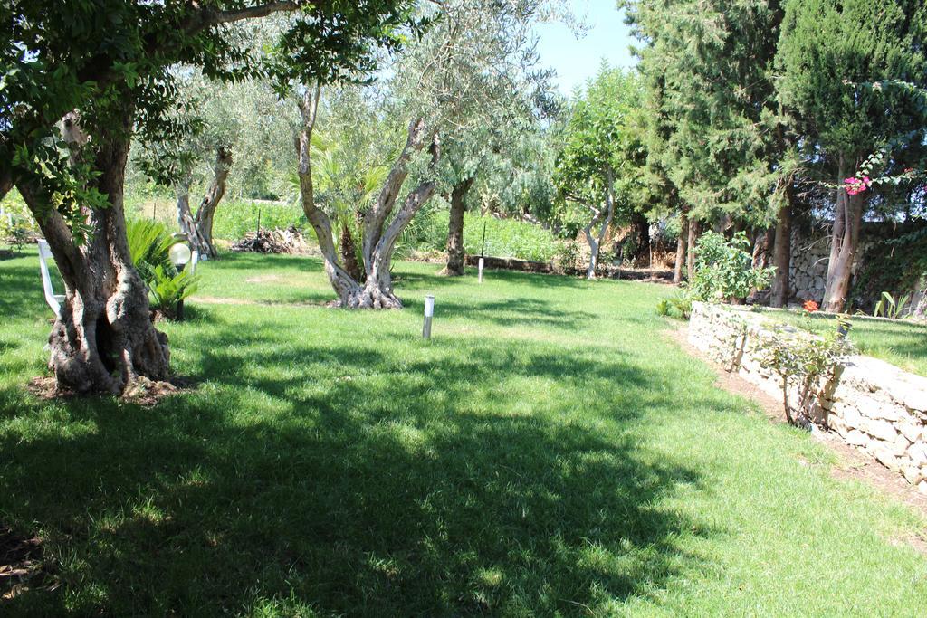 Appartamento Le Tre Palme Frigintini Szoba fotó